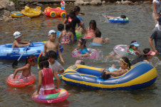 경기 동두천 소요산·왕방산, 물놀이·문화거리 쇼핑 ‘하루면 충분’