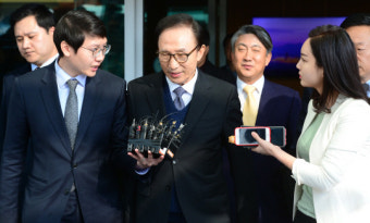 MB, 들어올땐 말없이…