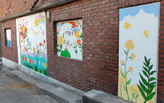 주민 80여명, 빈집에 벽화 그리기… 환경개선 ‘훈훈’