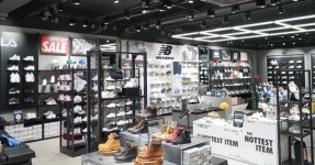 이랜드월드 슈즈 편집샵 ‘폴더’, 부산 공략 강화…부산 광복 2호점 오픈