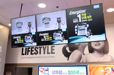 편의점 계산대 위에 홍보 ‘디지털 사이니지’… 매출도 쑥쑥