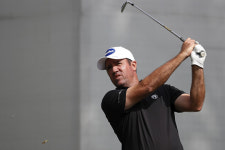 유럽골프 5승 스콧 헨드 “늑장 플레이에 벌금과 벌타를”