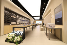 AK플라자, 분당점에 IT·식음료 매장 대폭 강화