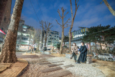 거리엔 LED 간판, 공터는 동네숲으로… 어두웠던 구도심 ‘밝아진다’