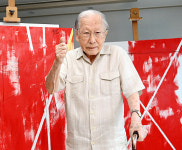 106세 김병기 화백 “더 중요한 작품 계속 나올 것… 화가로서 행복”