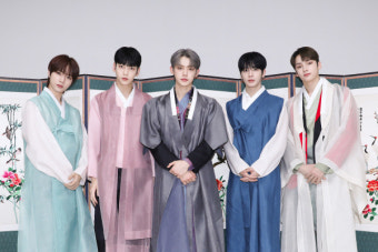 한복 입은 투모로우바이투게더, 2022년 임인년 설 인사 “모아(MOA)분들의 소망 이루어지길”