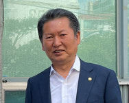 정청래 “석사 위에 박사 위에 검사”...尹정부 검사 출신 등용 비판
