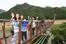옥순봉 출렁다리 걷고 활쏘기… 의림지선 ‘생생한 역사탐방’