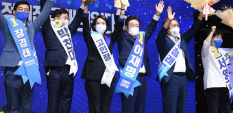 ‘친명’ 계파색 지우기 나서나...李, 당대표 당선 직후 “친문입니다”