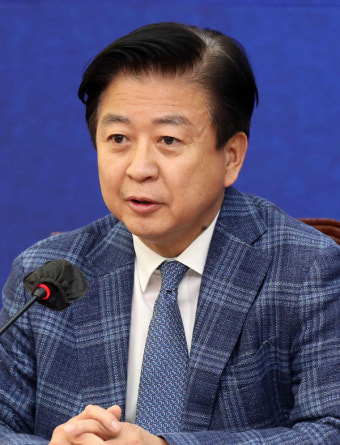 [속보] 검찰, 노웅래 민주당 의원 국회 사무실 등 압수수색…뇌물 혐의