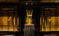 천마총 발굴 50주년, 천마도 다시 세상으로…금관 귀걸이 공중에 둥둥