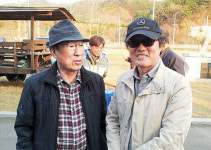 사업엔 정직, 생활엔 베풂… 성룡도 존경하는 ‘영화계 거목’[고맙습니다]