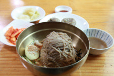 가평 잣국수·양평 냉면·여주 막국수…여름이면 생각나는 ‘누들로드’