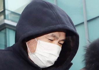 “나도 오늘 무기징역 확정”…지인·공범 살인 권재찬, 무기징역