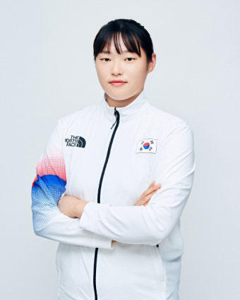 고교생 김태희, 한국 여자해머 사상 첫 메달…한국기록으로 3위