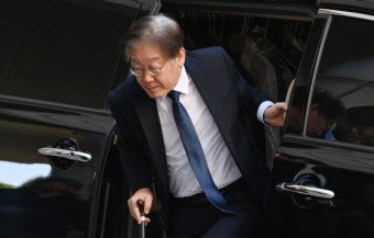 뜬금없이 “이재명 수사팀장 비리” 의혹 제기한 민주… “이재명, 여론조작 개입” 역공나선 국힘