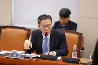 ‘친명 좌장’ 정성호 “타협·중재능력 있다”… 국회의장 도전 시사