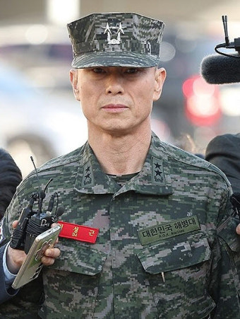 “거짓없이 진실하고 성실하게 조사 임해”…임성근 전 사단장 22시간만에 귀가