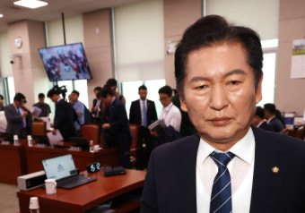 법사위, ‘尹 탄핵청문회’ 김건희 모녀 증인채택…與는 퇴장
