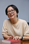 “왜 하필 ‘퀴어 비평’이냐고?… 문학의 핵심은 ‘자유’니까요”