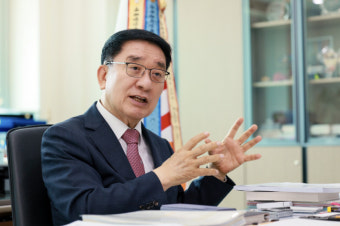 “G밸리 기업에 美 MWC 참가 지원… 재개발 40건 행정절차도 완료”