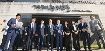 김형석 독립기념관장 “물러설 이유 없어…사퇴 말라 격려 많이 받아”