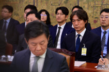 “축구협회에 국민적 질타… 석연치 않은 감독선임 탓”