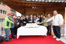 동작구, 사당동 까치산 등산로에 한옥카페 열어