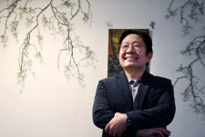 “한강 노벨상이 K-문학 정점 아냐… 다음은 우리 시·논픽션 알릴 차례” [현안 인터뷰]