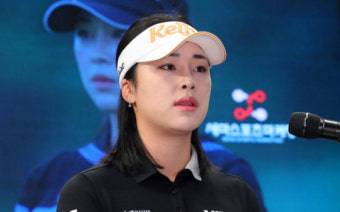 윤이나, LPGA 투어 데뷔전에서 1오버파로 출발하며 주춤했다