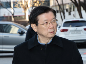 尹측, 박종준 경찰조사 반발…“경호처 무력화 시도·꼼수소환”