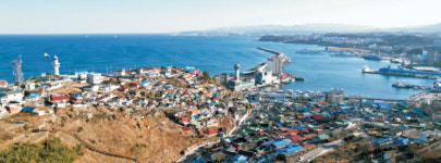 명태 그득했던 덕장, 북적이던 로터리… 겨울 끝자락에 떠올린 ‘눈부신 옛 풍경’[박경일기자의 여행]