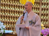 덕운 스님 “천수경 독송은 선명상…깨달음과 지혜 얻는 작은 등불 되길”