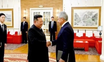 “러시아 쇼이구 안보수장 평양 도착, 김정은 회동 예정”