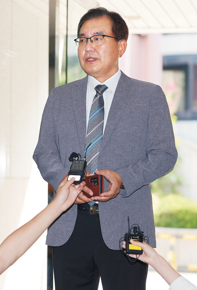 김계환 전 해병대사령관, VIP 격노설 핵심 지목...특검 조사 대상