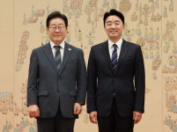 강훈식 대통령비서실장, 청년 펠로우십 1기 채용 절차 마무리