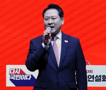 장동혁 “전한길 악마화 동의 못 해…공격 대상은 밖에 있어야”