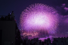 여의도 불꽃 터지자 이곳 매출도 터졌다