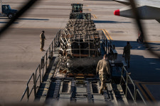 [단독]주한미군‘중동戰’차출 촉각 속 … 유도폭탄 키트 1000개 작년 12월 美 반출