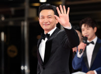 황정민 스토킹 혐의 40대 여성, 벌금 1000만 원 구형