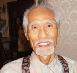 평생모은 3천여권 구상문학관에 기증