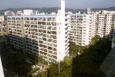 서울 아파트값 올 들어 첫 하락