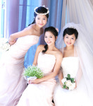 세쌍둥이그룹 IS(아이에스), 웨딩드레스 나들이