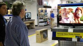 [원더풀 코리아]미 TV매장 진열대 온통 SAMSUNG