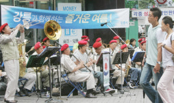 동해안 오면 공짜가 와르르”