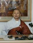 장윤스님 모든 게 오해… 신씨 의혹 변명만 급급