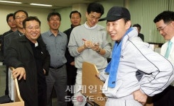 이 대통령 “재임중 월급전액 기부…서울시장 때 약속