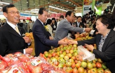 “우리 농축산물 안심하고 드세요”