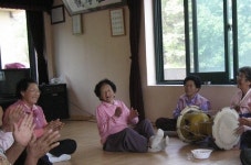 독거노인끼리 동고동락… 외로움 말끔