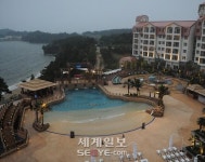 절경에 취하고… 스파도 즐기고